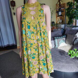 Entro Babydoll Bohemian Mini Sundress with Lace Collar Accents M